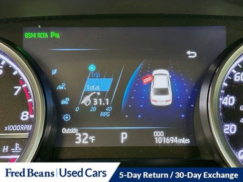 Used 2018 Toyota Camry L image 13