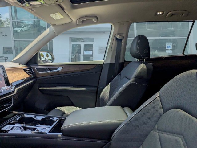 New 2026 Volkswagen Atlas SE FWD image 21