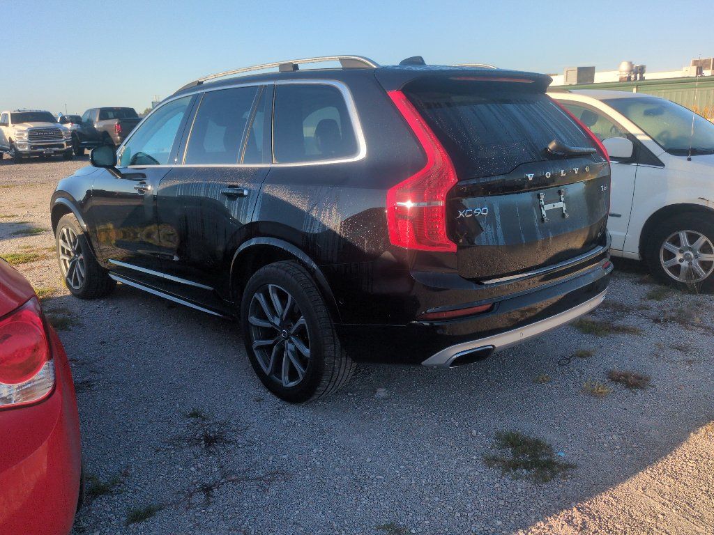 Used 2019 Volvo XC90 T6 Momentum w/ Advanced Package AWD/4WD image 6