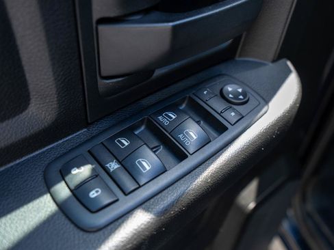 Used 2019 RAM 1500 Express w/ Wheel & Sound Group AWD/4WD image 16