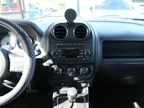 Used 2016 Jeep Patriot Sport w/ Power Value Group image 24