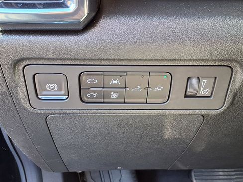 New 2026 GMC Hummer EV 4x4 Crew Cab image 16