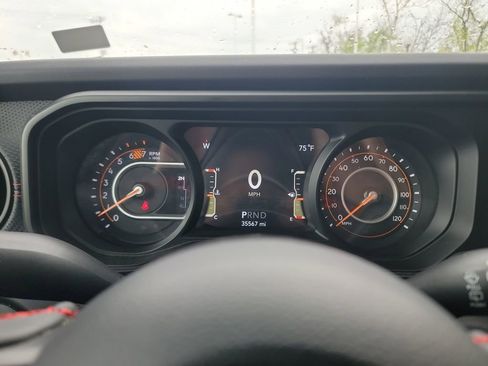 Used 2024 Jeep Wrangler Unlimited Rubicon image 17