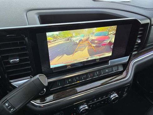 Used 2024 GMC Sierra 1500 Elevation image 23