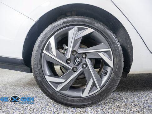 Used 2024 Hyundai Elantra SEL w/ Convenience Package FWD image 44