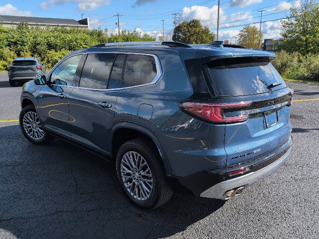 Used 2026 GMC Acadia Denali w/ Super Cruise Package AWD/4WD image 3