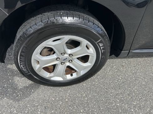 Used 2013 Ford Edge SEL image 13