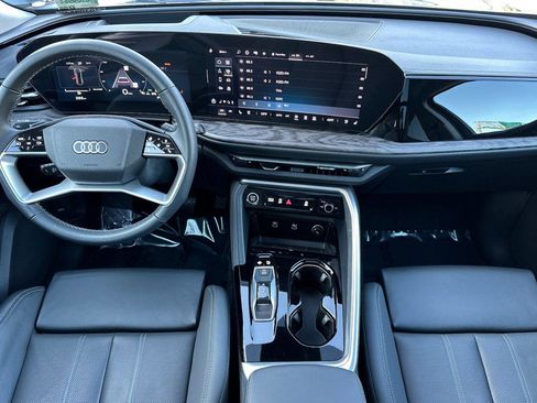 Certified 2025 Audi Q5 Premium Plus w/ Premium Plus image 13