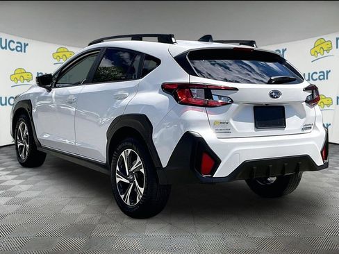 Used 2024 Subaru Crosstrek 2.0i Premium AWD/4WD image 4