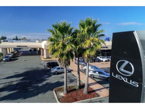 Certified 2025 Lexus TX 500h AWD w/ Technology Package image 33