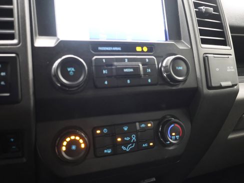 Used 2022 Ford F350 XL w/ STX Appearance Package AWD/4WD image 43