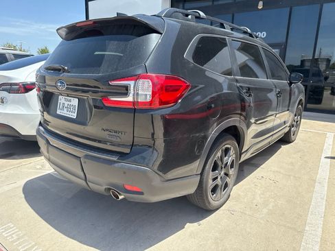 Used 2024 Subaru Ascent Onyx Edition AWD/4WD image 5