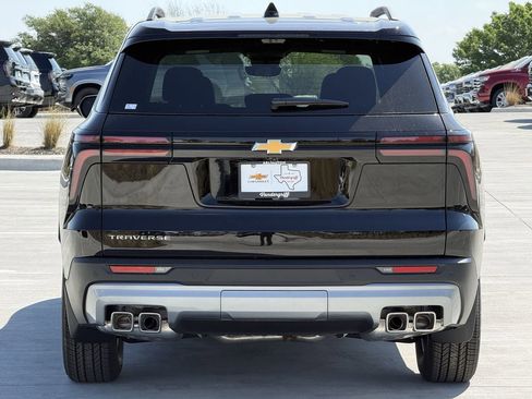 New 2026 Chevrolet Traverse LT w/ Driver Confidence Package image 5