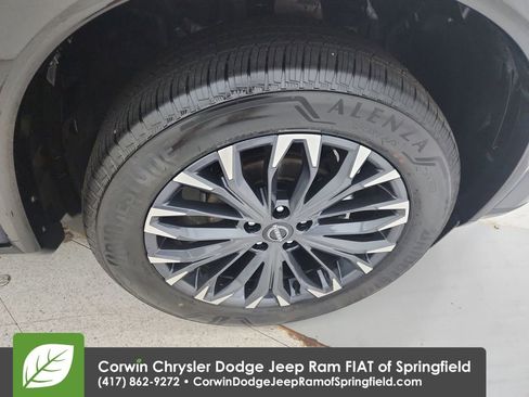 Used 2026 Nissan Rogue Platinum w/ Platinum Premium Package AWD/4WD image 35