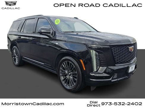 Certified 2025 Cadillac Escalade Sport Platinum w/ LPO, Floor Liner Package AWD/4WD image 1