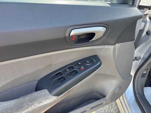 Used 2011 Honda Civic LX image 17