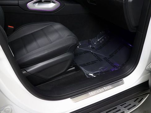 Certified 2026 Mercedes-Benz GLS 450 GLS 450 image 39