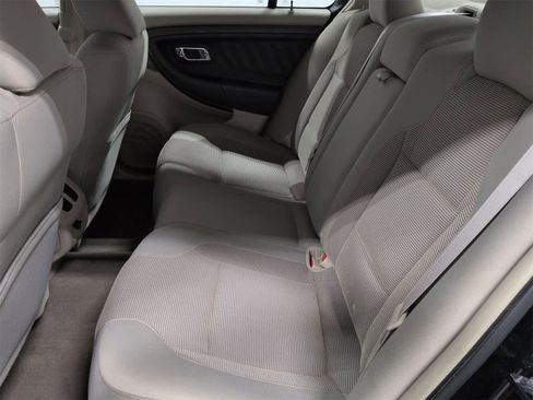 Used 2010 Ford Taurus SEL image 20