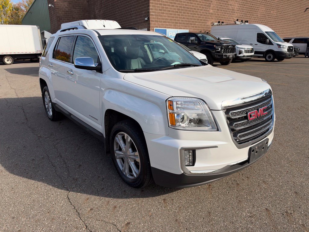 Used 2017 GMC Terrain SLT w/ Open Road Package AWD/4WD image 2