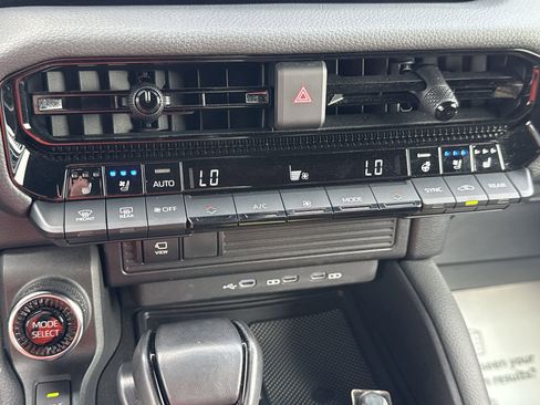 Used 2024 Toyota Land Cruiser image 17