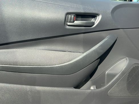 Used 2025 Toyota Corolla LE FWD image 23