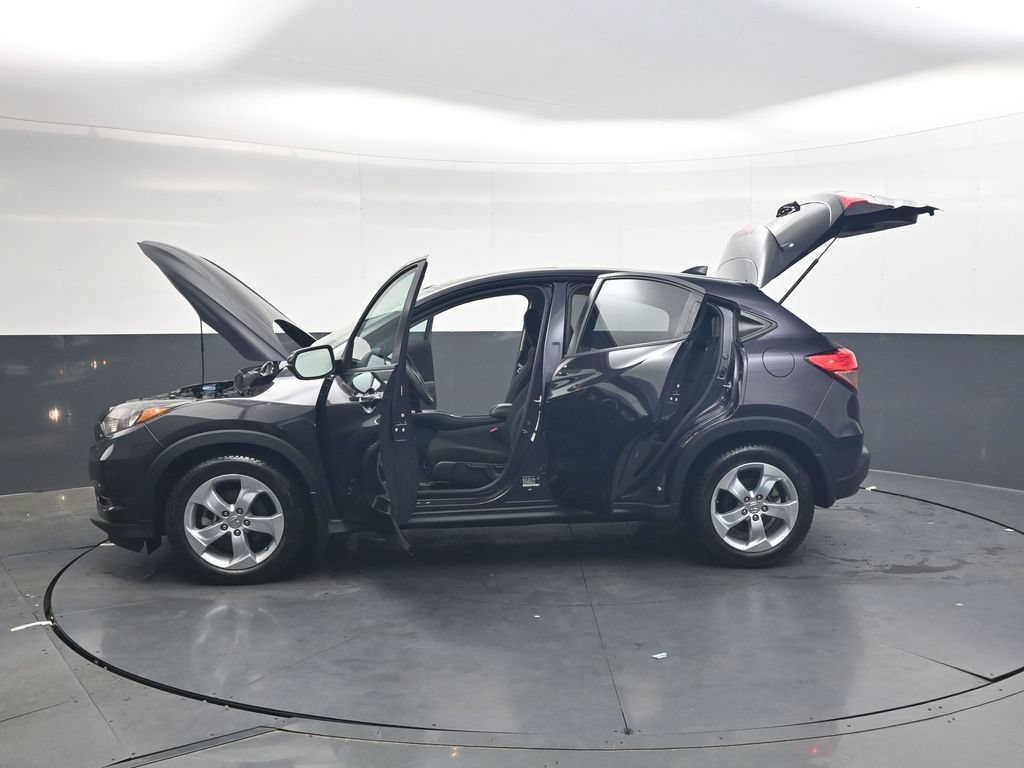 Used 2016 Honda HR-V EX image 38
