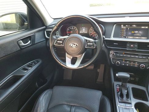 Used 2020 Kia Optima SE image 12