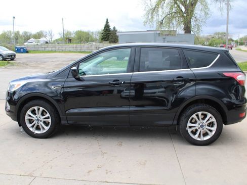 Used 2017 Ford Escape SE AWD/4WD image 5