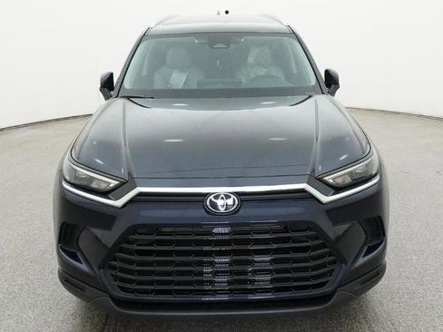 New 2026 Toyota Grand Highlander XLE FWD image 15