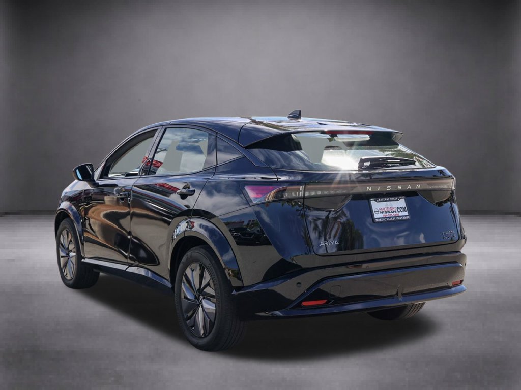 Used 2024 Nissan Ariya AWD image 7