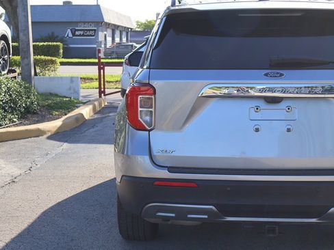 Used 2023 Ford Explorer XLT w/ Equipment Group 202A image 15