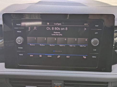 New 2026 Volkswagen Jetta SEL FWD image 17