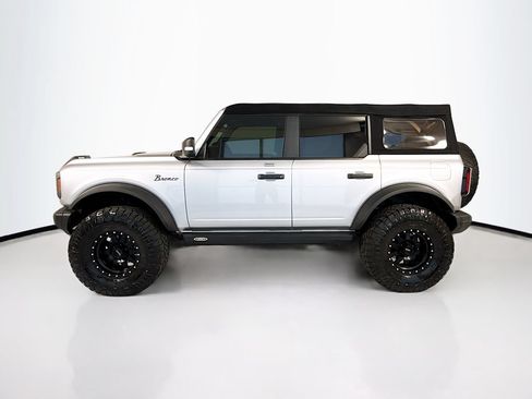 Used 2022 Ford Bronco Badlands AWD/4WD image 8