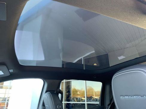 New 2025 GMC Sierra EV Denali image 8