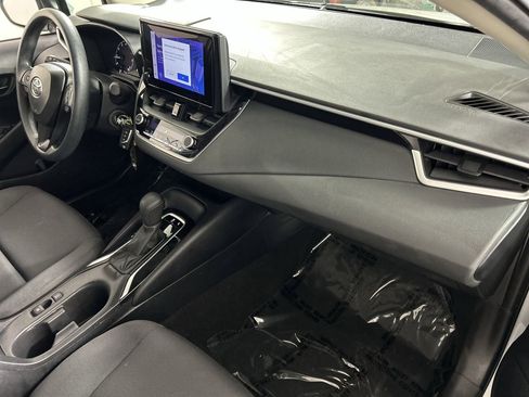 Used 2024 Toyota Corolla LE image 27