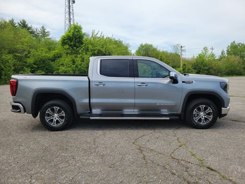 New 2026 GMC Sierra 1500 SLE AWD/4WD image 8
