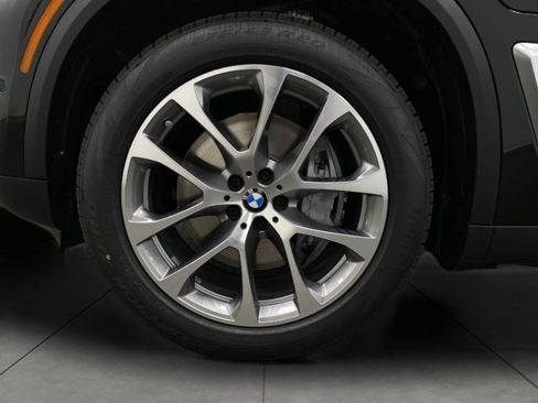 New 2026 BMW X5 xDrive50e w/ Climate Comfort Package AWD/4WD image 52