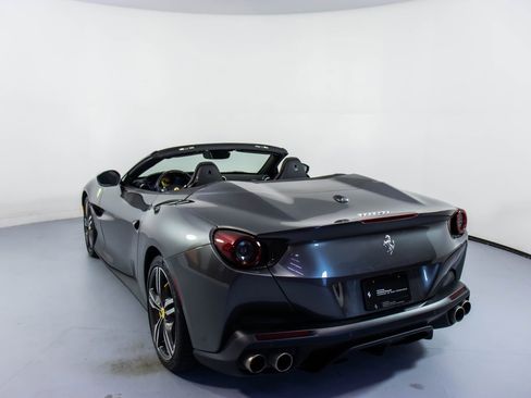 Certified 2019 Ferrari Portofino image 25