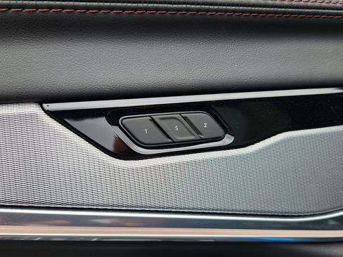 New 2025 Jeep Wagoneer S Launch Edition image 28