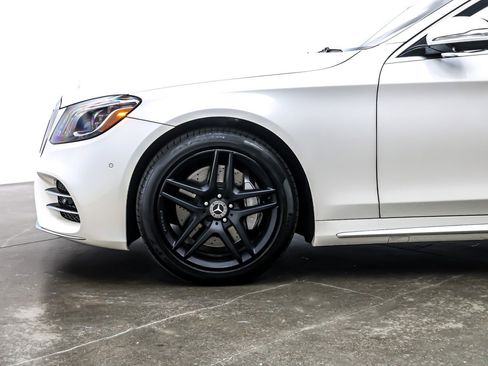 Used 2020 Mercedes-Benz S 560 Sedan image 11