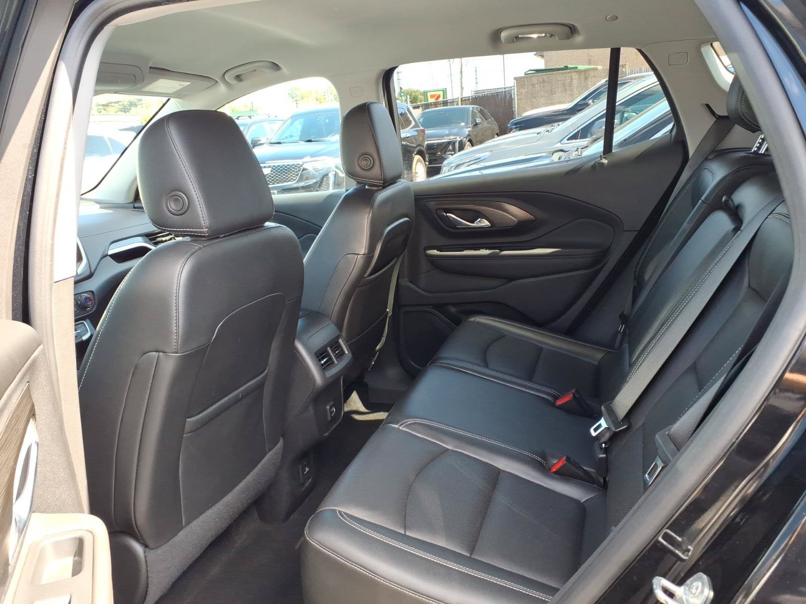 Used 2023 GMC Terrain SLT AWD/4WD image 14