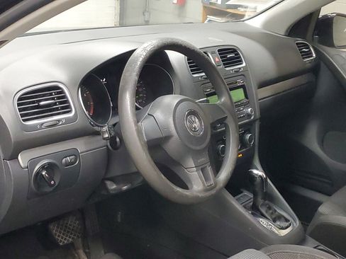 Used 2012 Volkswagen Golf 2-Door FWD image 14
