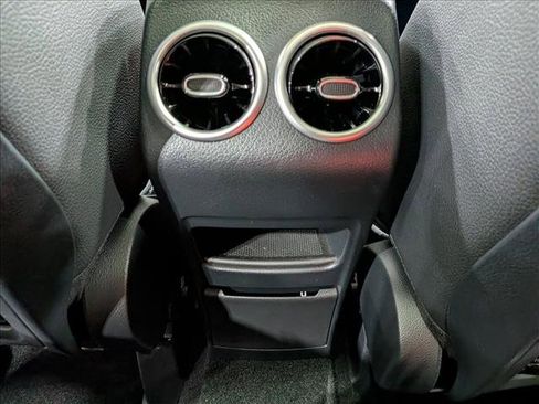 Used 2025 Mercedes-Benz GLA 35 AMG 4MATIC image 18