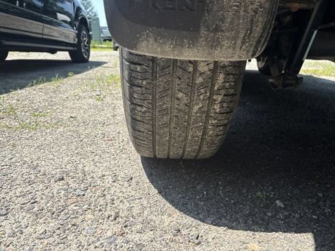 Used 2025 Nissan Frontier S AWD/4WD image 9