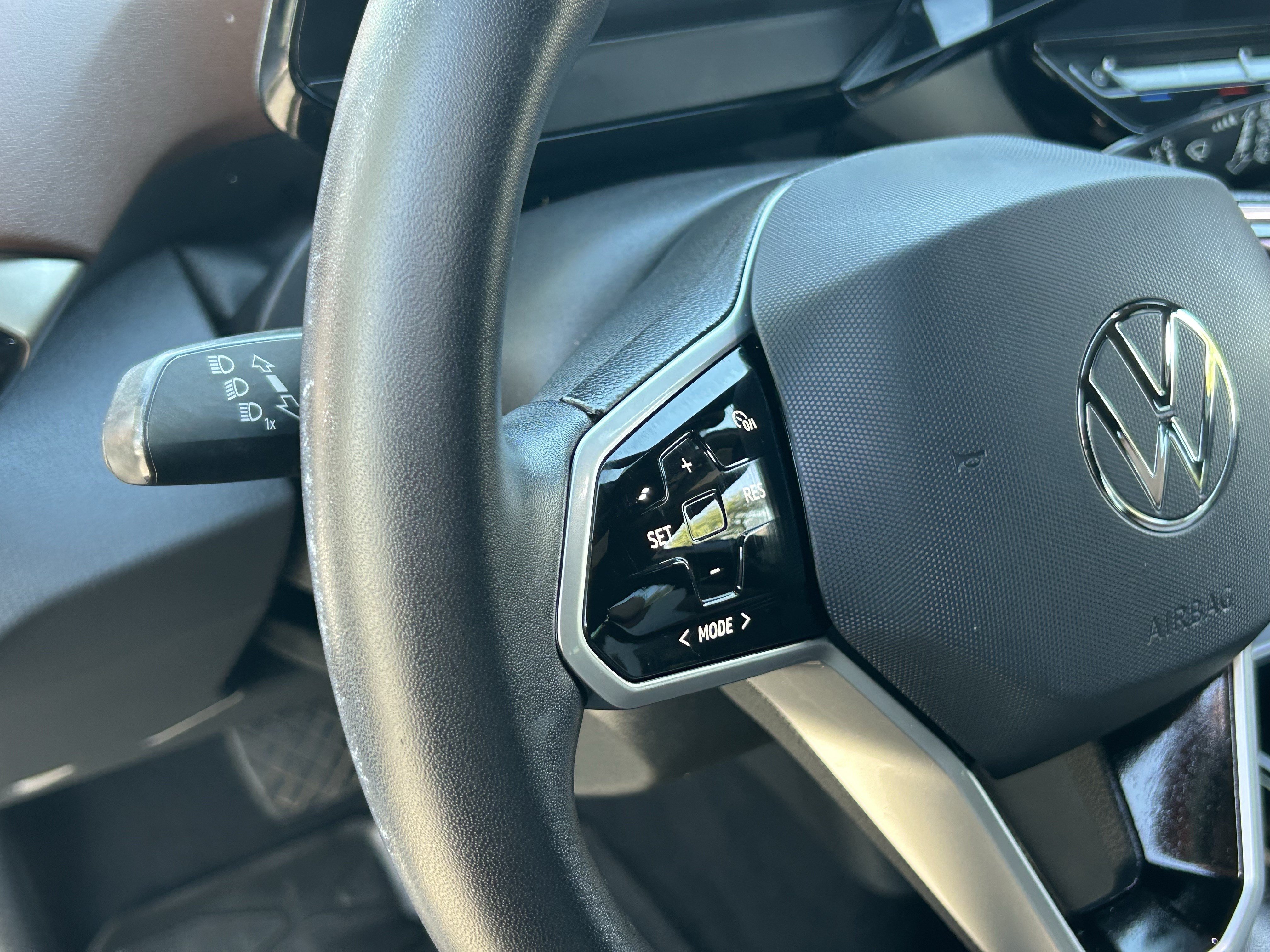 Used 2023 Volkswagen ID.4 Pro RWD image 28