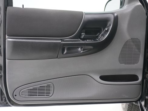 Used 2004 Ford Ranger Edge image 12