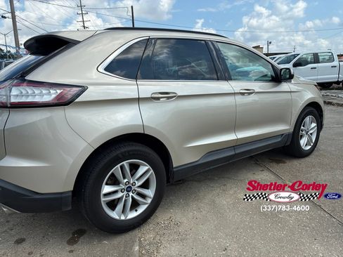Used 2018 Ford Edge SEL w/ Equipment Group 201A FWD image 8