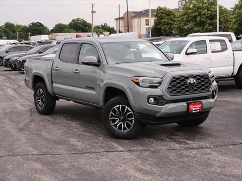 Certified 2023 Toyota Tacoma TRD Sport w/ TRD Premium Sport Package AWD/4WD image 2