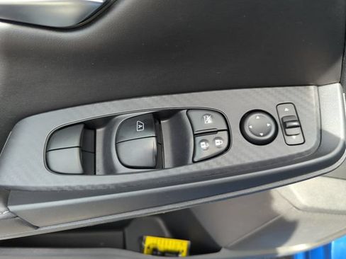 Certified 2023 Nissan Sentra SV FWD image 33