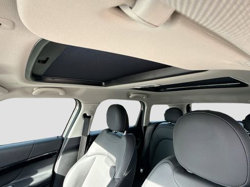 Used 2024 MINI Cooper Countryman S image 26